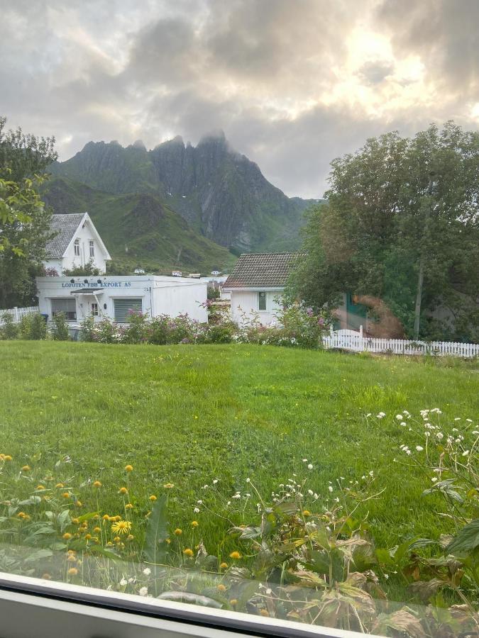 Lofoten Overnatting - Ballstad Exterior foto